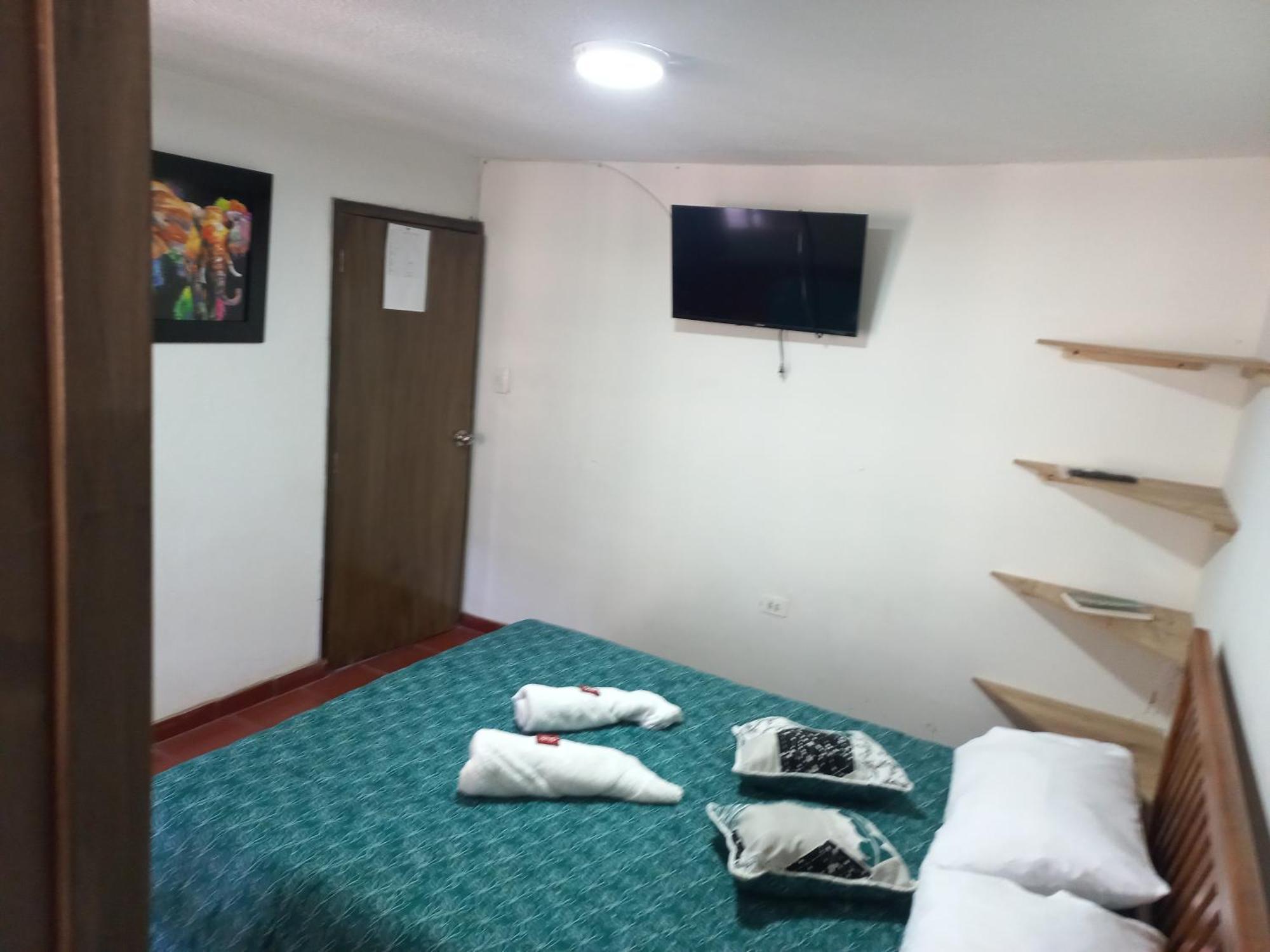 Hospedaje Y Camping Del Rio Монги Экстерьер фото
