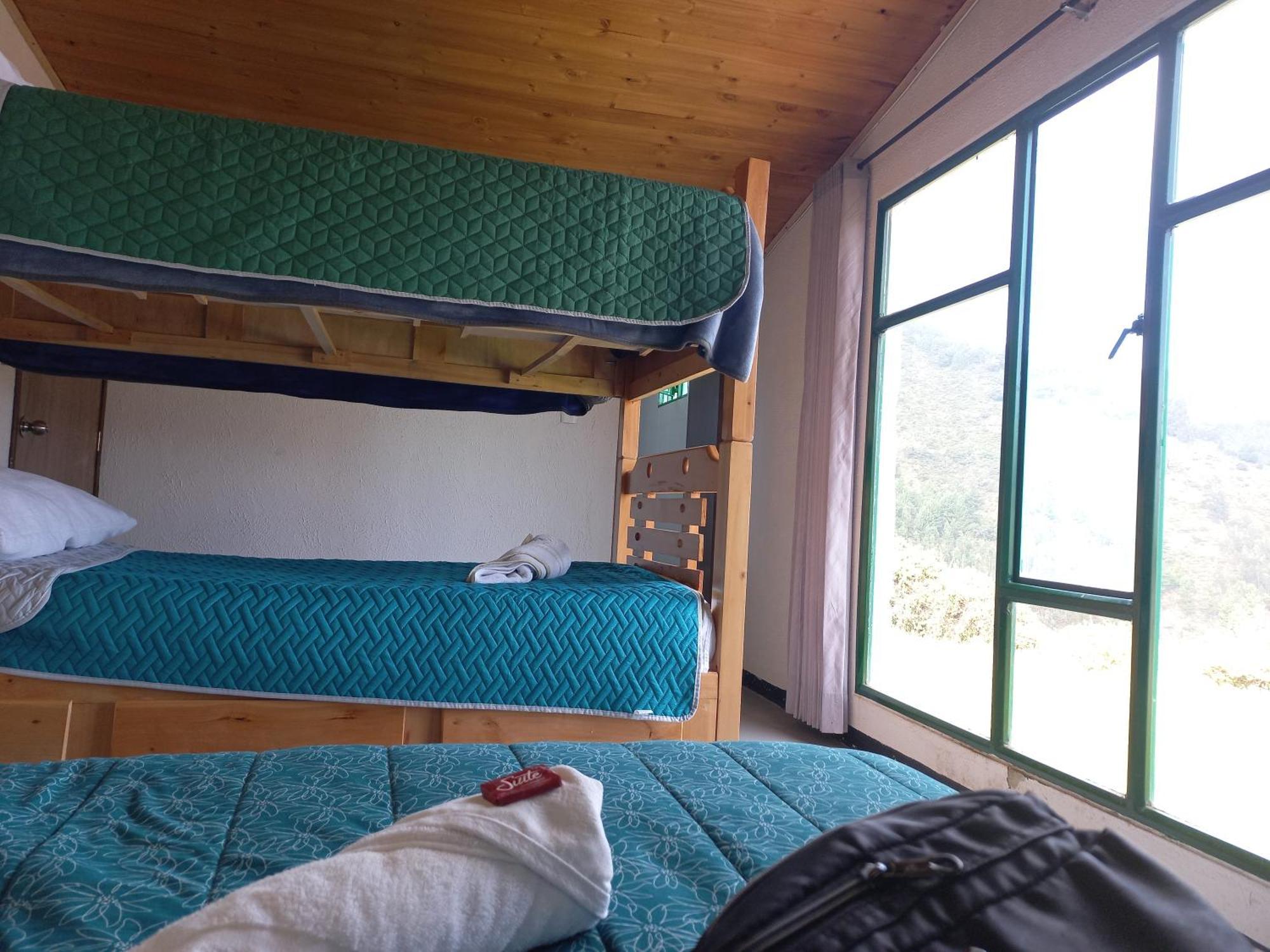 Hospedaje Y Camping Del Rio Монги Экстерьер фото