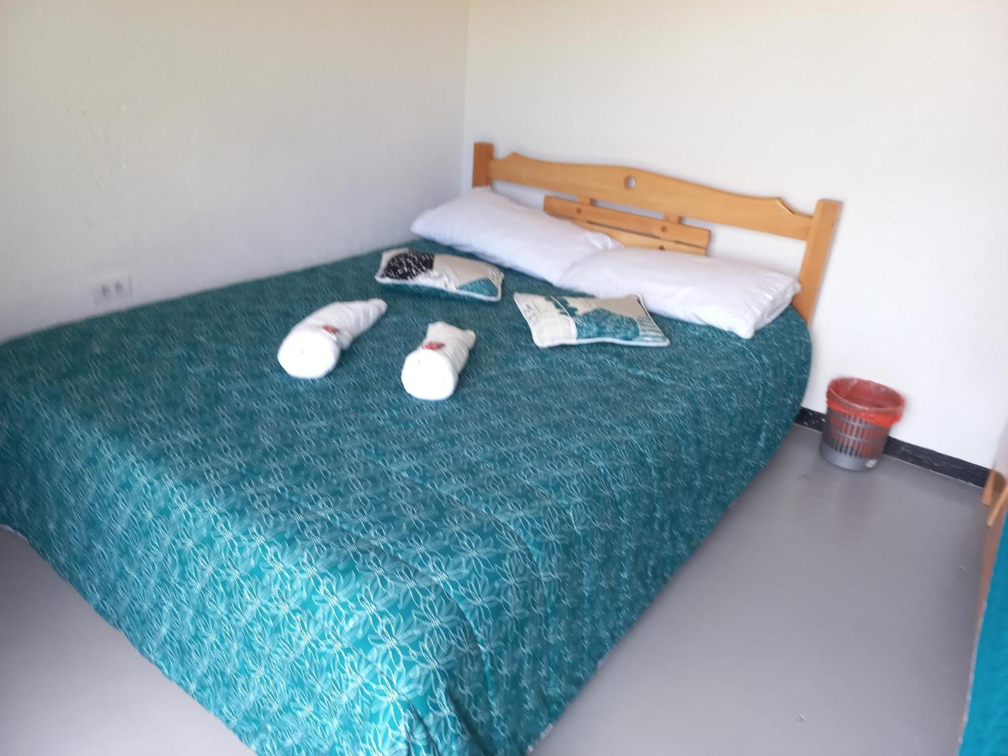 Hospedaje Y Camping Del Rio Монги Экстерьер фото