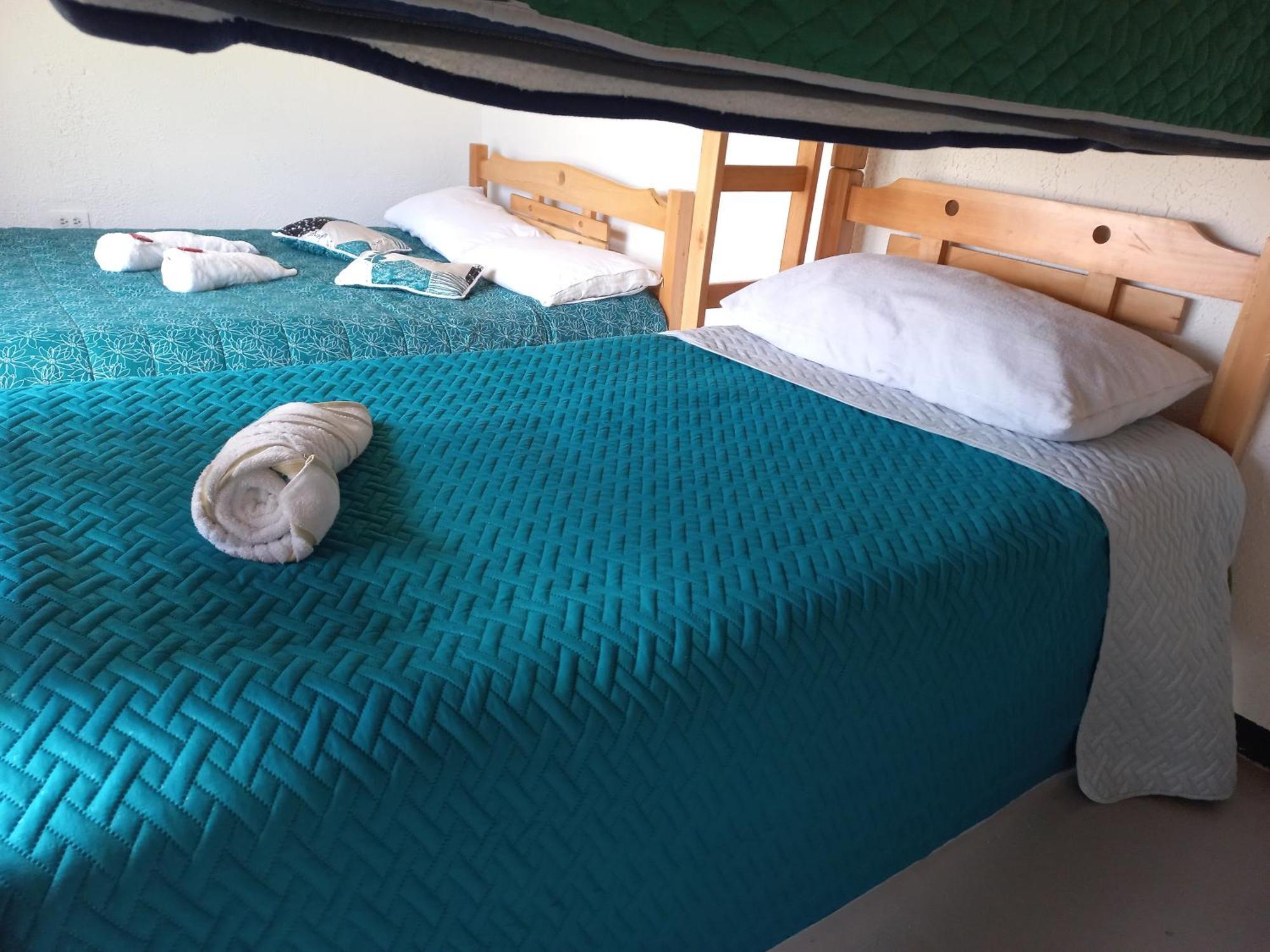 Hospedaje Y Camping Del Rio Монги Экстерьер фото