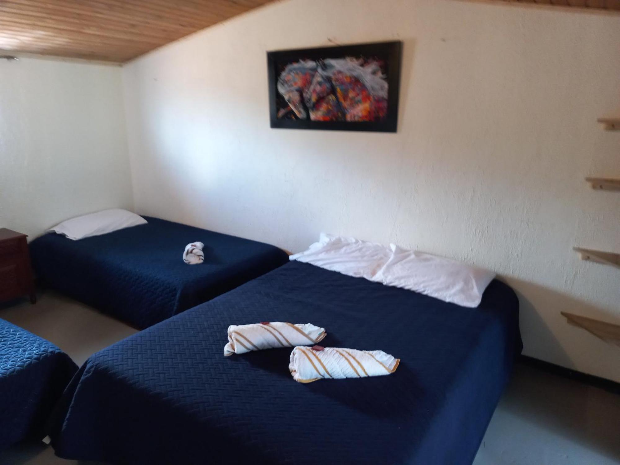 Hospedaje Y Camping Del Rio Монги Экстерьер фото