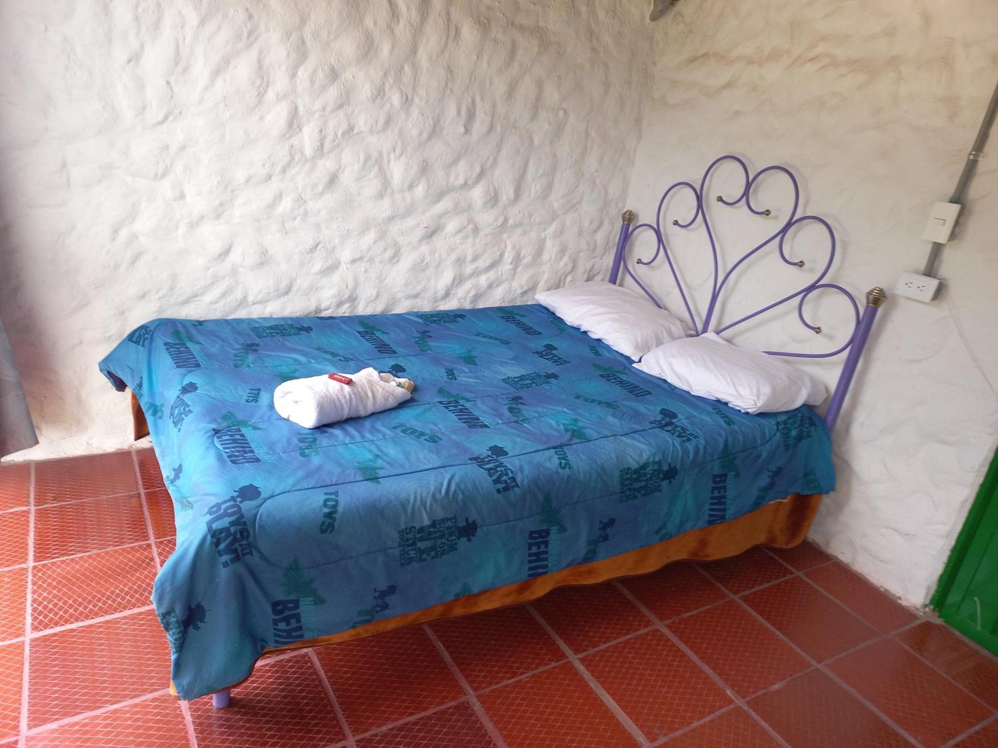 Hospedaje Y Camping Del Rio Монги Экстерьер фото